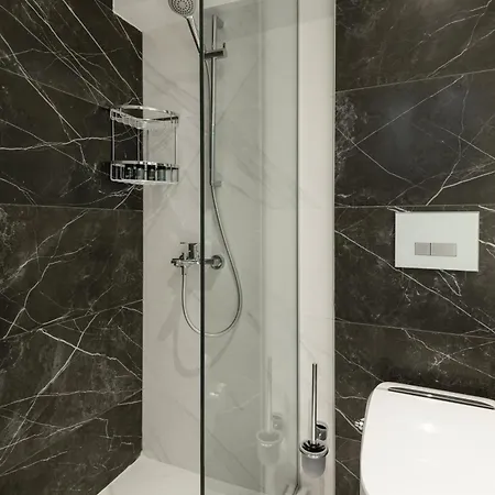 Square Elegant