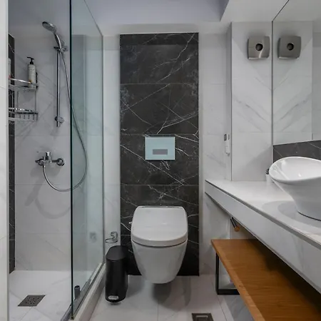 Square Elegant Tesalónica