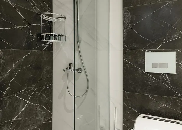 Square Elegant